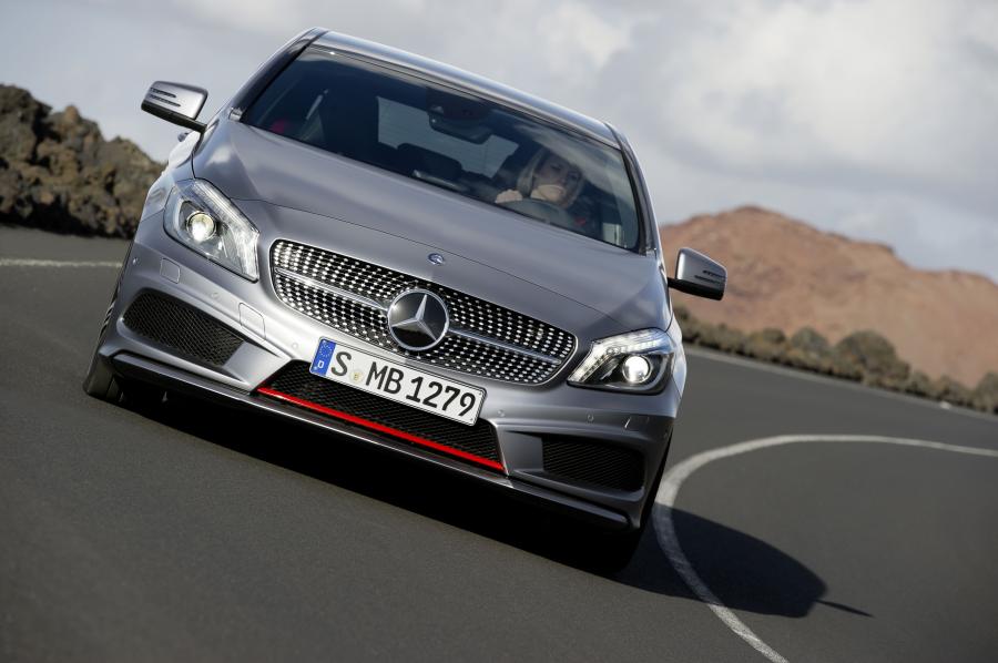  Mercedes-Benz A200 Style Package 2012 года  (фото 5 из 16)